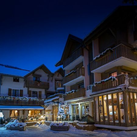 Logis Hotel Gai Soleil Самоенс Екстер'єр фото