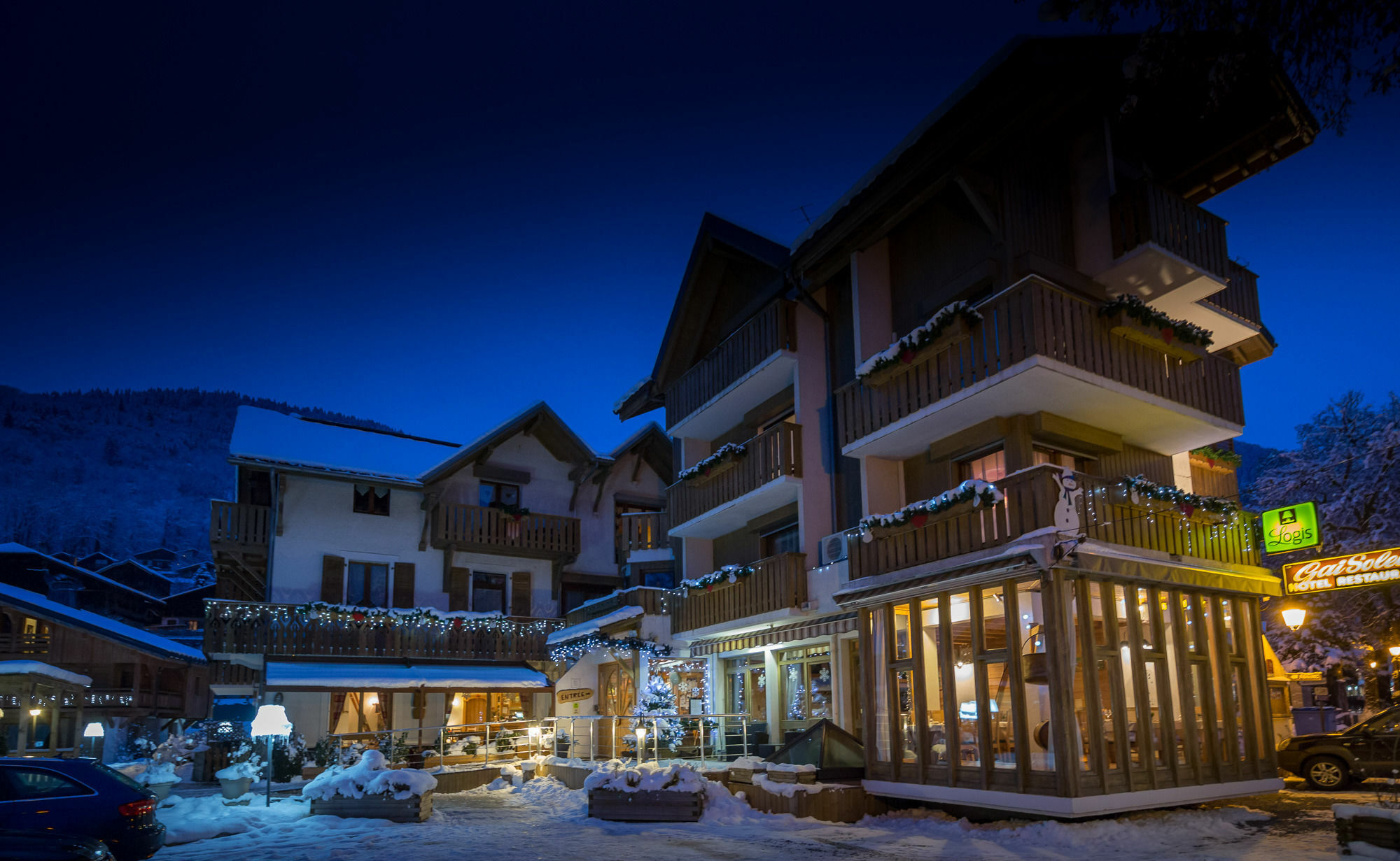 Logis Hotel Gai Soleil Самоенс Екстер'єр фото